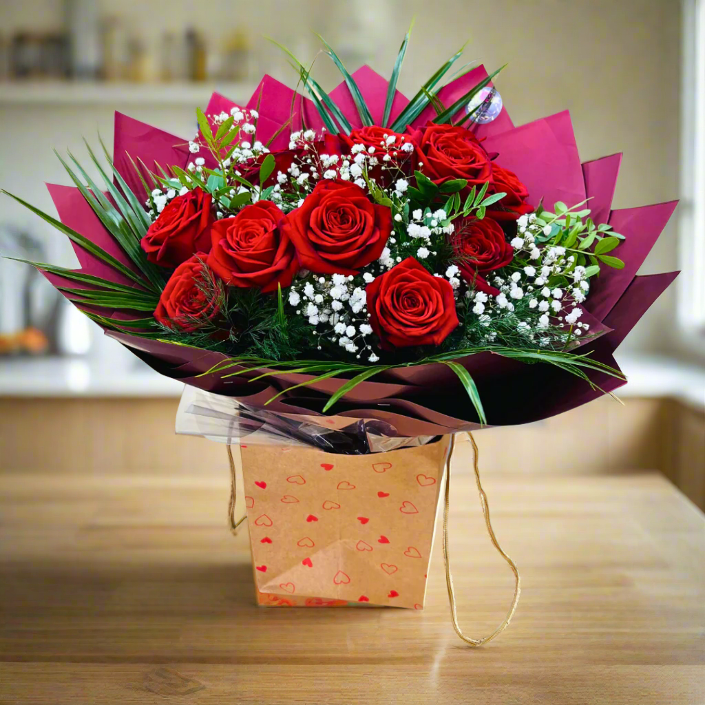 Valentine's Day Premium Ecuadorean Red 12 Roses Large