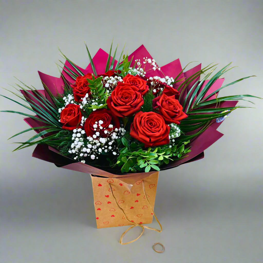Valentine's Day Premium Ecuadorean Red 12 Roses Large